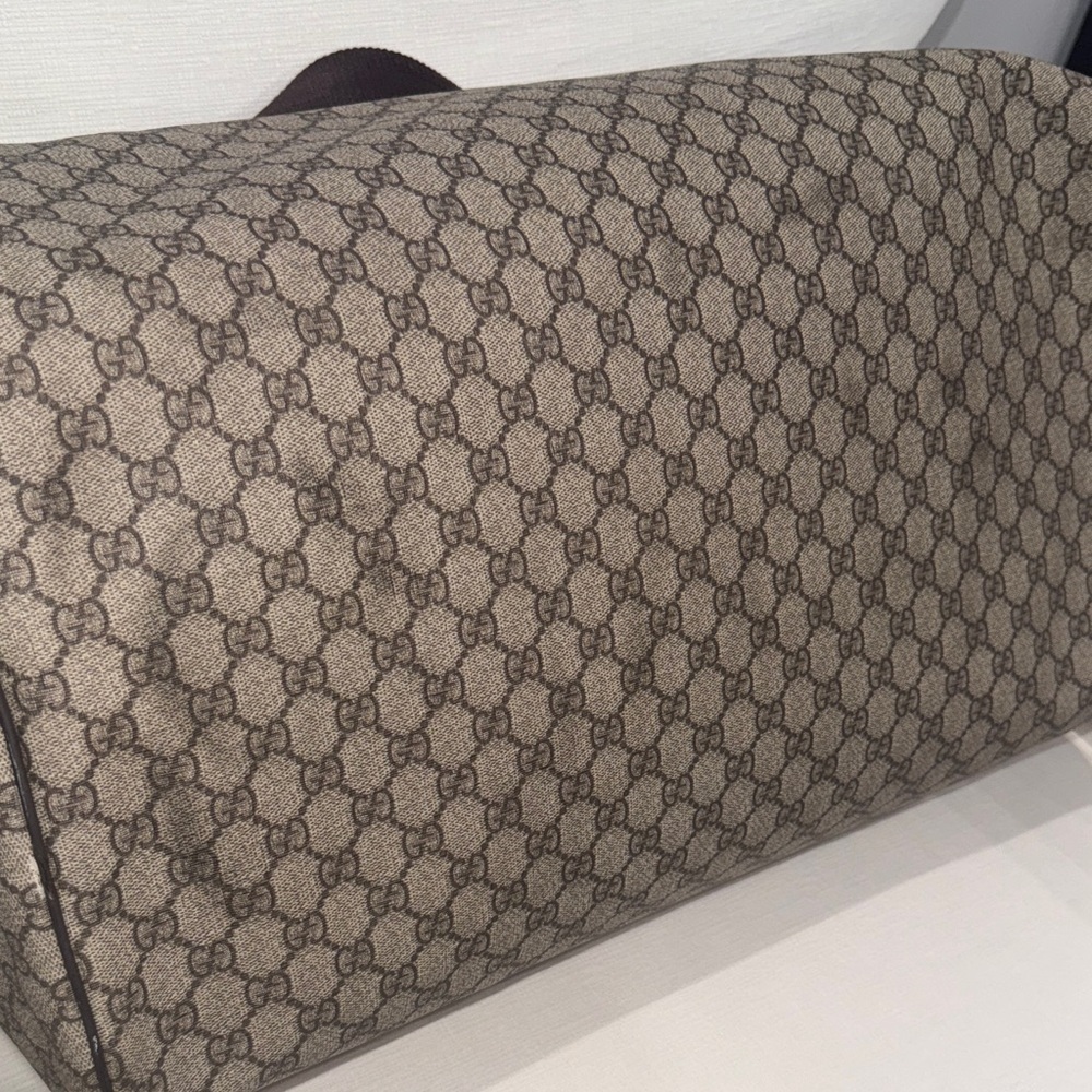 Gucci Monogram GG canvas Duffel Bag with detachable strap - Picture 8 of 16